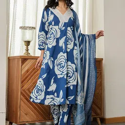Yufta Women Floral Printed Regular Pure Cotton Kurta with Trousers & With Dupatta-image-54