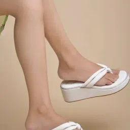 Shoetopia Women's White Thong Wedges-image-79
