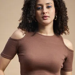 The Roadster Lifestyle Co. Ribbed Cold Shoulder Sleeves Fitted Crop Top-picture-51