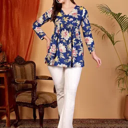 TARANJAL Women Floral Print A-Line Top image 3