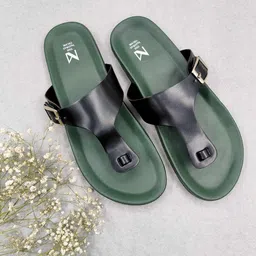 THE MADRAS TRUNK Women Colourblocked T-Strap Flats-image-34