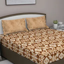 GM Beige & White 210 TC Queen Ethnic Motifs Cotton Bedsheet with 2 Pillow Covers-image-26