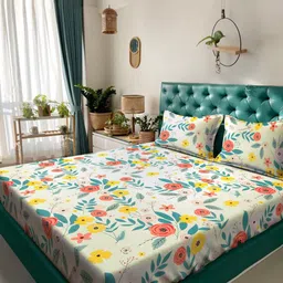 KLOTTHE White & Blue Floral Printed 300 TC King Bedsheet With 2 Pillow covers-picture-4