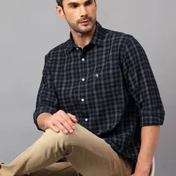 Cantabil Men Comfort Fit Spread Collar Checked Cotton Casual Shirt-image-99