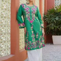 HOUSE OF KARI Women Ethnic Motifs Embroidered Aari Work Straight Kurta-picture-15