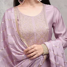 Vishudh Women Floral Yoke Design Regular Sequinned Kurta with Trousers & With Dupatta image 5