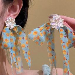 StyleCast x Revolte Floral Shaped Drop Earrings-image-66