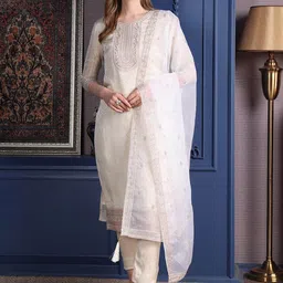 Berrylicious Bandhani PrintedSequinned Straight Kurta with Trousers & Dupatta-picture-36