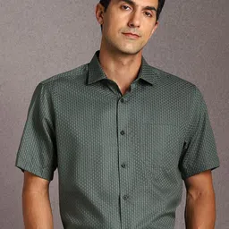 Louis Philippe Textured Spread Collar Cotton Formal Shirt-image-83