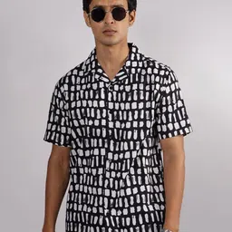 Eszett Men Abstract Printed Cuban Collar Cotton Casual Shirt-image-80