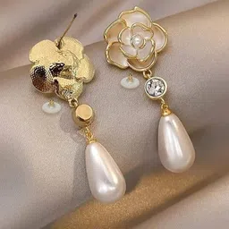 EL REGALO Stone Studded Contemporary Drop Earrings-13