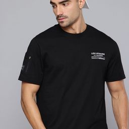 Levis Pure Cotton Solid T-shirt-image-70