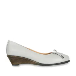 Elle Women's Grey Wedge Pumps-image-69