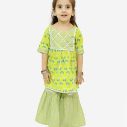 Superminis Three fourth  Sleeves Floral Print Cotton Kurti Sharara Set -  Green-image-45