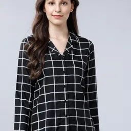 Tokyo Talkies Women Black & White Checked Sleep Shirt-image-92