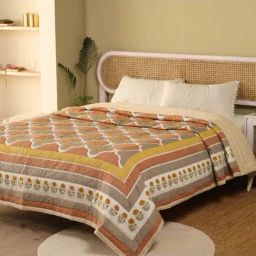 Peepul Tree Multicolor Cotton 180 GSM Marigold Collection Queen Quilt-48
