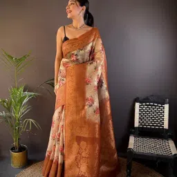 Elora Cream Woven Saree-picture-31