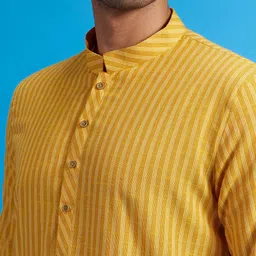 Diwas by Manyavar Men Striped Woven Design Mandarin Collar Cotton Straight Kurta-image-54