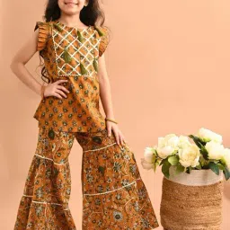 LilPicks Kids Mustard Cotton Floral Print Kurta Set-image-21