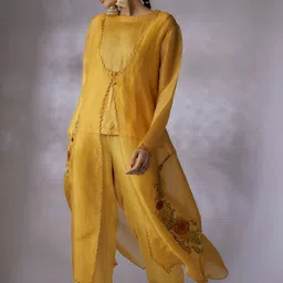 Shreeka 3-Piece Embroidered Co-Ords-picture-20