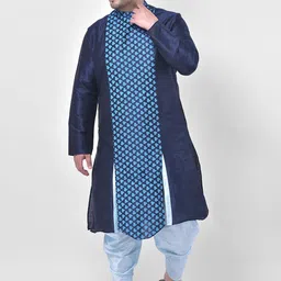 DEYANN PLUS Men Navy Blue Printed Kurta with Pyjamas-42