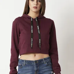 Miss Chase Women Maroon Solid Hooded Cropped Sweatshirt-image-93