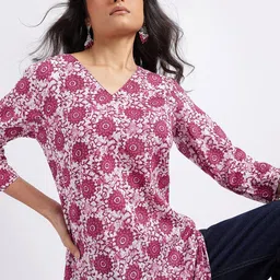Anouk Rustic Floral Printed V-Neck Straight Kurta-image-73