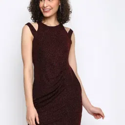 Latin Quarters Maroon Self Pattern Shift Dress-32