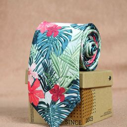 Tossido Men Green & Pink Printed Ascot Tie-picture-26