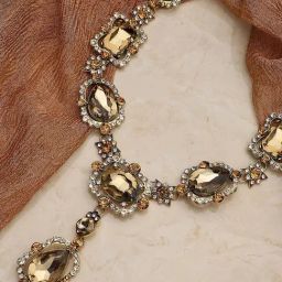 SOHI Gold Metallic Crystal Necklace-image-7