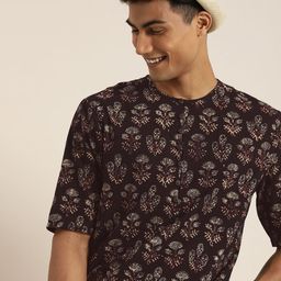 Taavi Men Black and Beige Ajrakh Printed Pure Cotton Kurta-picture-23