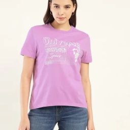 Levi's Violet Cotton Relaxed Fit Printed T-Shirt-image-36