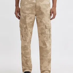 Pepe Jeans Men Printed Straight Fit Cargos Trousers-picture-45