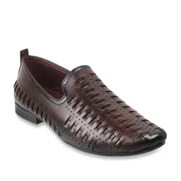 Walkway Men's Brown Ethnic Sandals-image-79