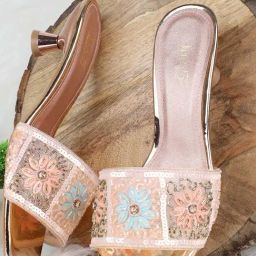 Inc.5 Women's Rose Gold Ethnic Sandals-image-117
