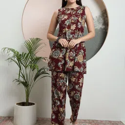 AMOUS Floral Printed Boat Neck Top With Trousers Co-Ords-picture-25