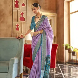 AVANSHEE Ethnic Motifs Zari Saree-image-4