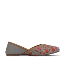 Iconics Women's Grey Ethnic Juttis-image-19