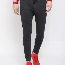 Masculino Latino Men Charcoal Grey Solid Slim-Fit Trackpant-image-46