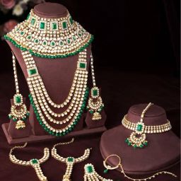 Peora Gold-Plated Kundan Bridal Choker Necklace Earrings Maangtikka Nithya Hath Panja Jewellery Set-image-30