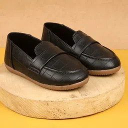 SHOES FOR JUNIORS Self Designed Loafers - Black-picture-37
