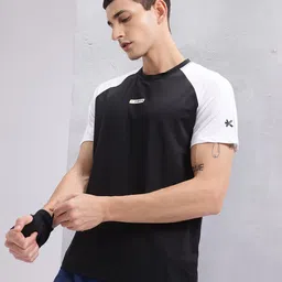 HRX by Hrithik Roshan Colourblocked Raglan Sleeve Running T-shirt with Brand Logo Detail-picture-12