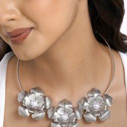 Joker & Witch Gloxinia Floral Silver Necklace for Women-image-7