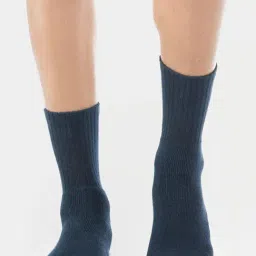 Jockey 7035 Black Compact Terry Cotton Crew Length Socks with Stay Fresh Treatment-image-59