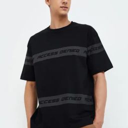 Forca by Lifestyle Black Regular Fit T-Shirt-image-25