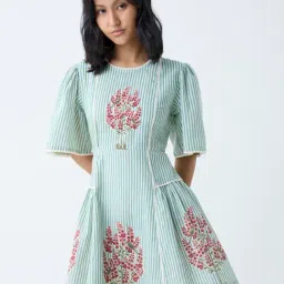 Bombay Paisley by Westside Green Floral Detailed Cotton A-Line Dress-picture-10