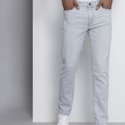 The Indian Garage Co Men Ice Blue Slim Fit Low Distress Light Fade Stretchable Jeans-image-19