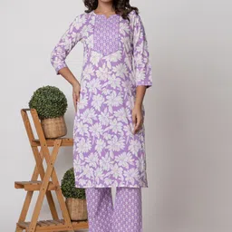 VEDANA Floral Printed Pure Cotton Notch Neck Straight Kurta With Trousers-image-30