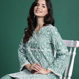 Sangria Floral Embroidered Sequinned Detail Straight Kurta with Trousers-41