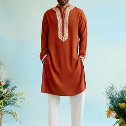NERO Men Floral Embroidered Thread Work Kurta-image-55